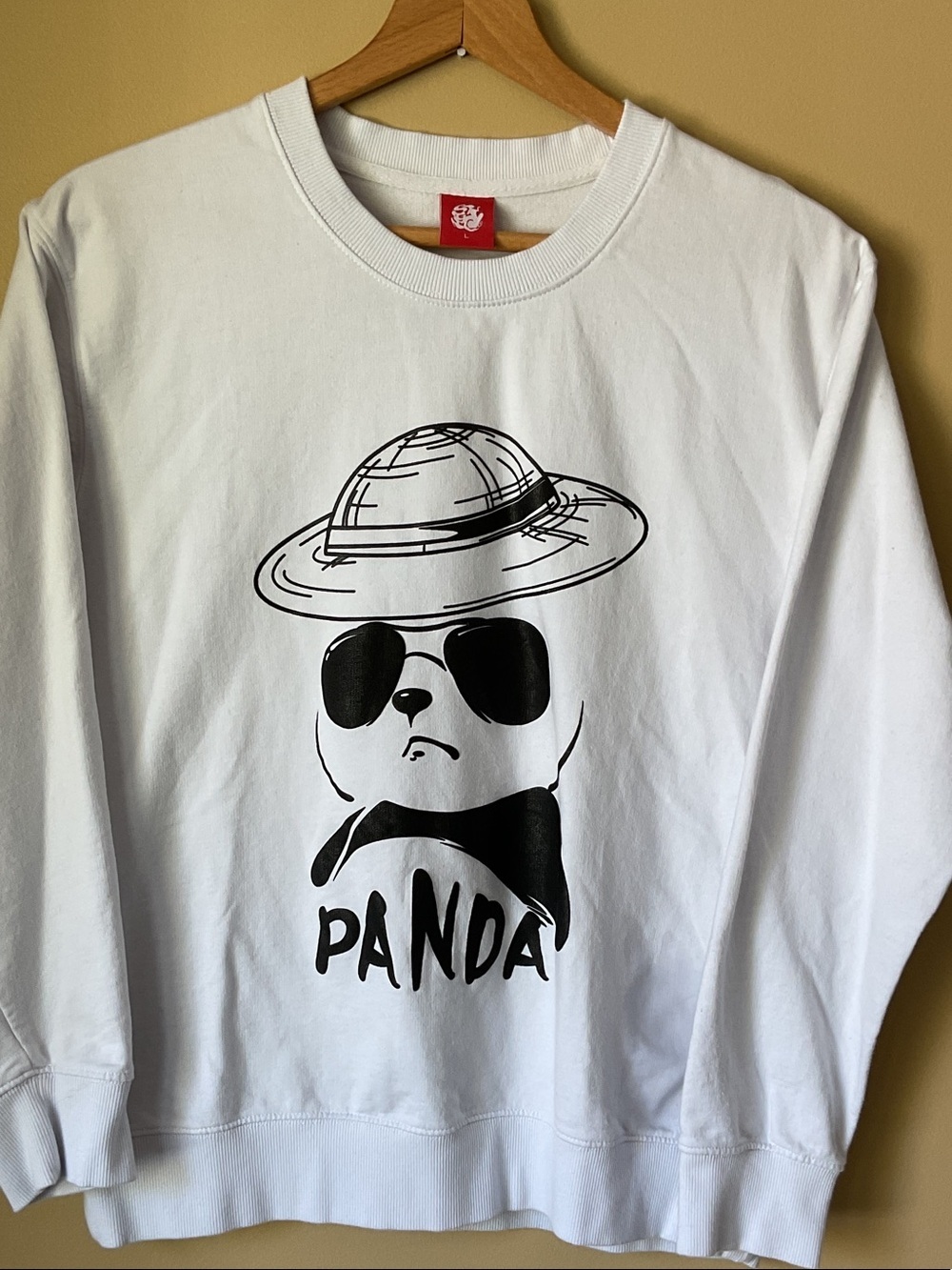 Panda Graphic Hip Hop White Crewneck Sweatshirt LuShanghai Size L